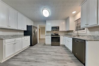 4237 Webb Meadows Dr in Loganville, GA - Building Photo - Building Photo