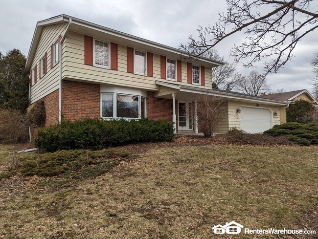 property at 8861 Greenhill Ln