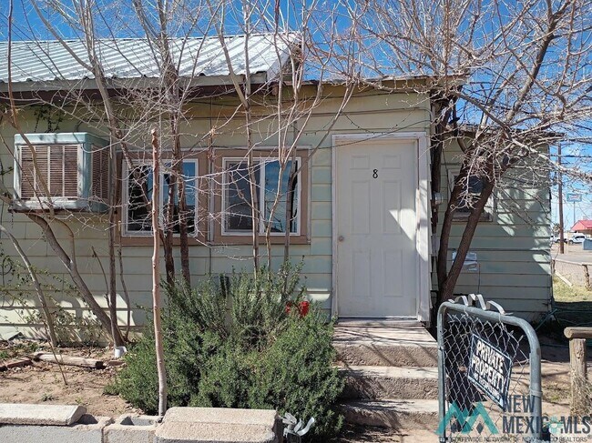 801 W Spruce St in Deming, NM - Building Photo - Building Photo