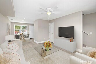 974 Houck St in Sumter, SC - Building Photo - Building Photo