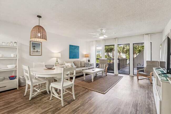 130 Ocean Hibiscus Dr in St. Augustine, FL - Building Photo - Building Photo