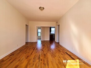 831 W Waveland Ave in Chicago, IL - Building Photo - Building Photo