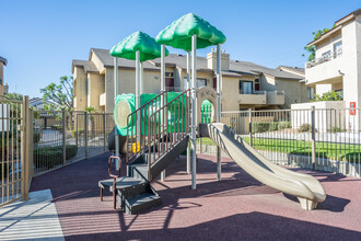 VILLAGE DRIVE APARTMENT HOMES in Fontana, CA - Building Photo - Building Photo