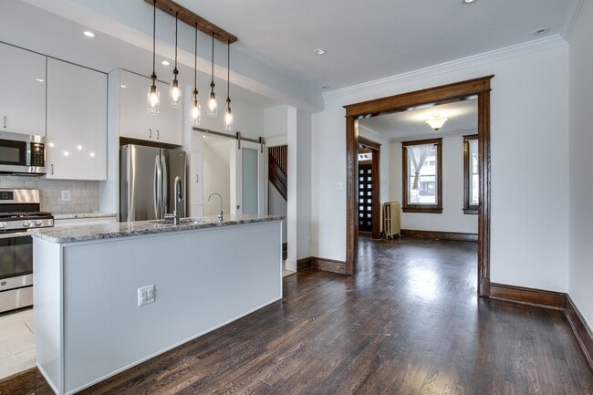 property at 702 Ingraham St NW