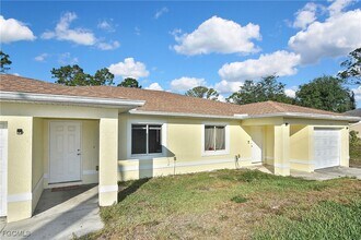 5321 28th St SW in Lehigh Acres, FL - Building Photo - Building Photo