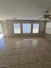 4711 Chino Peak Ct in Las Vegas, NV - Building Photo - Building Photo