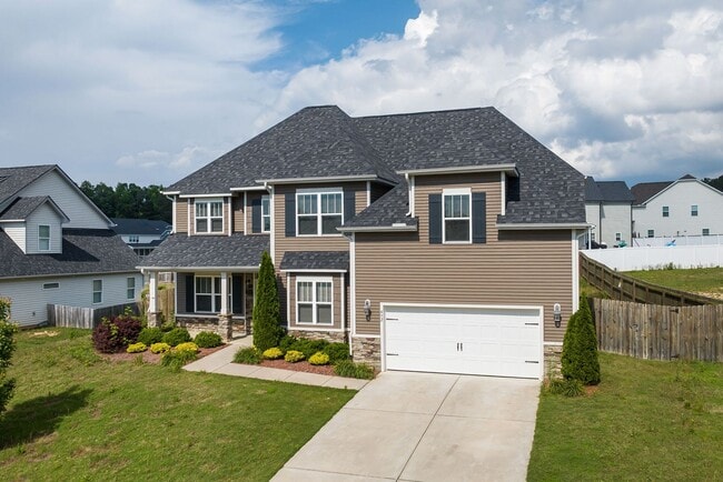 492 Whitebark Ln in Clayton, NC - Building Photo - Building Photo