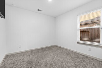 5014 Pne Hvn Ln in Fresno, TX - Building Photo - Building Photo