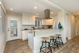 2148 Glasgow Ave in Encinitas, CA - Building Photo - Building Photo