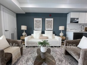 155 Hagar St in Welland, ON - Building Photo - Building Photo