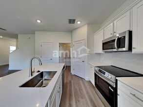5987 Sycamore Pl St in St. Cloud, FL - Building Photo - Building Photo