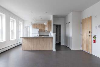 187 Pearl St in Burlington, VT - Building Photo - Building Photo