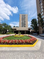 3709 S George Mason Dr, Unit 215E in Falls Church, VA - Building Photo