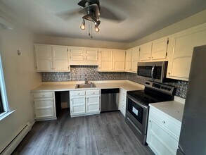 38 Granite Rd in Guilford, CT - Building Photo - Building Photo