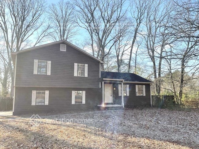 property at 71 Landmark Ct SW