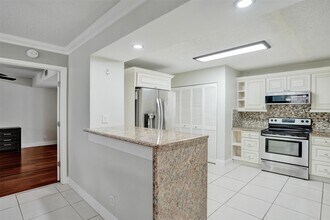 12215 Royal Palm Blvd in Coral Springs, FL - Building Photo - Building Photo
