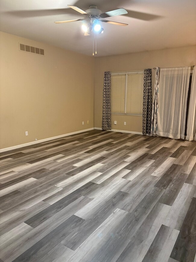 1909 Crystal Ave in Findlay, OH - Foto de edificio - Building Photo