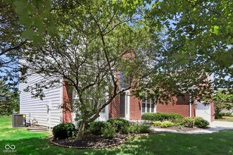 14270 Chariots Whisper Dr in Westfield, IN - Building Photo - Building Photo