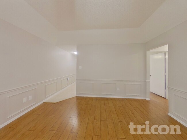 417 Bryan Dr in Crowley, TX - Building Photo - Building Photo