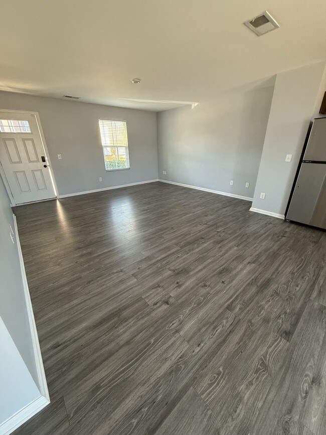 property at 704 Braeswood St