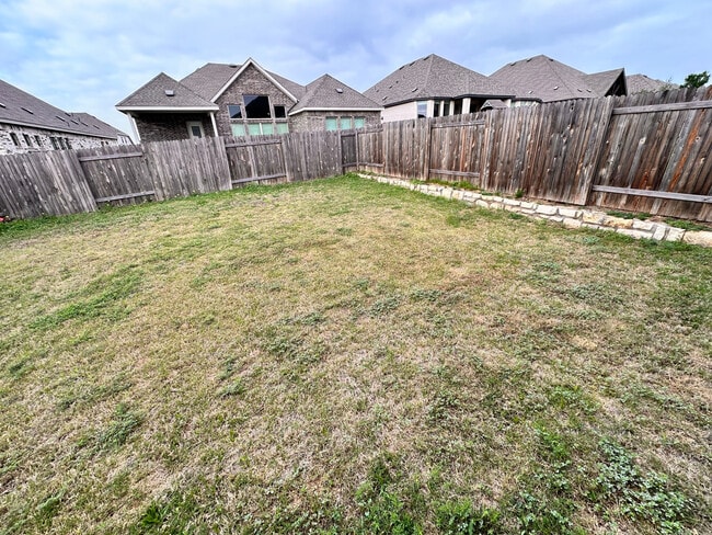 138 Blackwell Ln in Kyle, TX - Building Photo - Building Photo