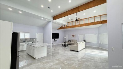 30 Lilac Ave in Palmview, TX - Building Photo - Building Photo