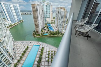 495 Brickell Ave, Unit 4008 in Miami, FL - Building Photo - Building Photo