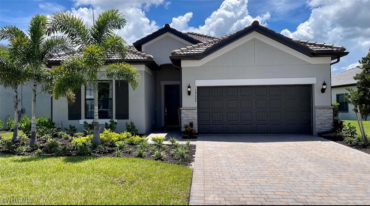 19649 Aqua View Ln in Miromar Lakes, FL - Building Photo