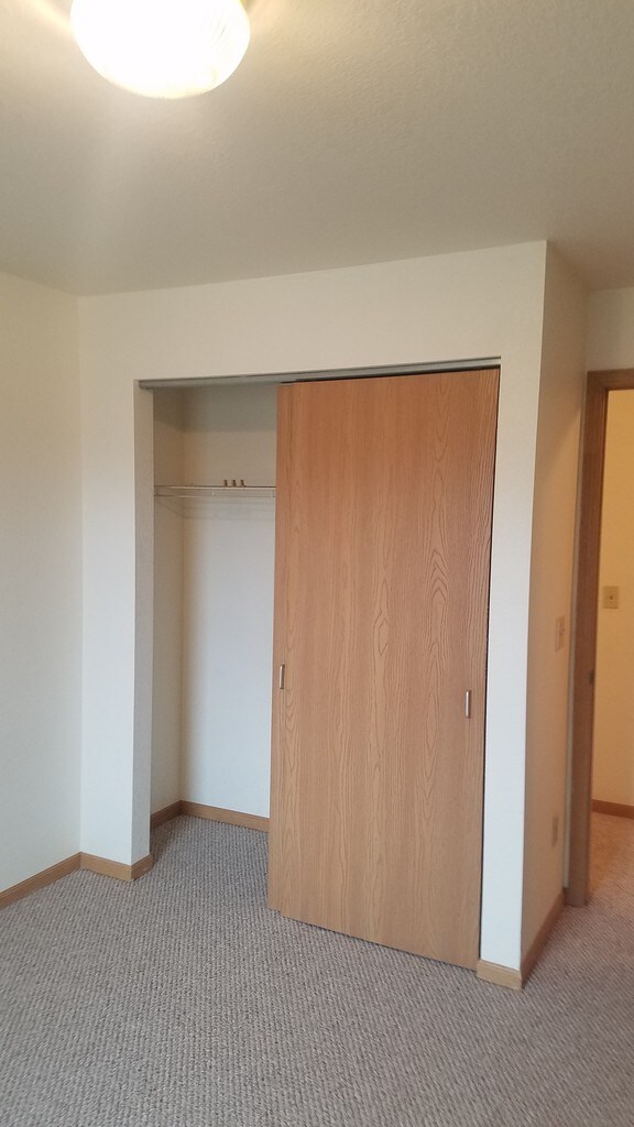 Silver Creek Village 55+ Senior Apartments in Glendale, WI