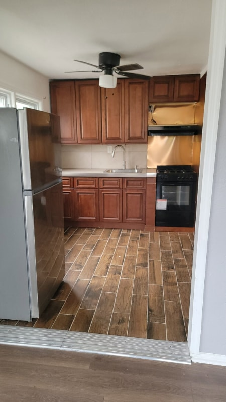 property at 1112 Rivington St