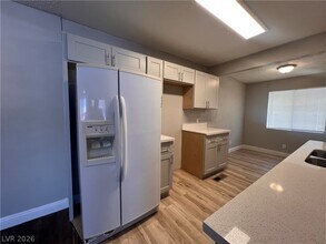 5901 Idle Ave in Las Vegas, NV - Building Photo - Building Photo