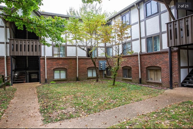 property at 5326 Edmondson Pike
