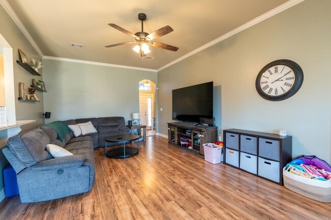 592 Whitefield Ln in Bossier City, LA - Building Photo - Building Photo