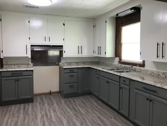 21046 US-167 in Dry Prong, LA - Building Photo - Building Photo