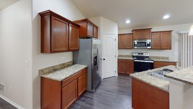 14155 Telluride St in Summerset, SD - Building Photo - Building Photo