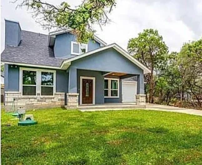 property at 1583 Bonnyview Dr