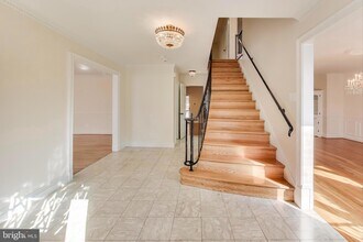 4001 N Ridgeview Rd in Arlington, VA - Foto de edificio - Building Photo