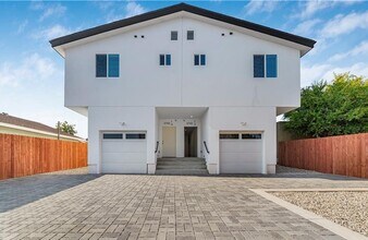 3743 Lanfranco St in Los Angeles, CA - Building Photo - Building Photo