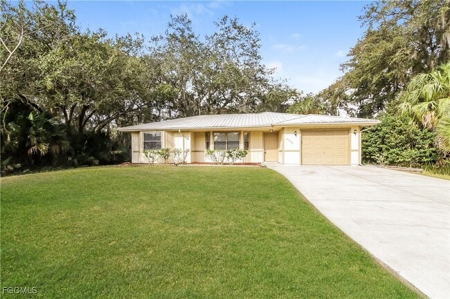 4555 Chaplin Terrace