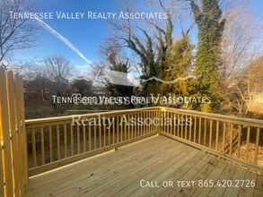 900 Kirk Ave in Lenoir City, TN - Building Photo - Building Photo