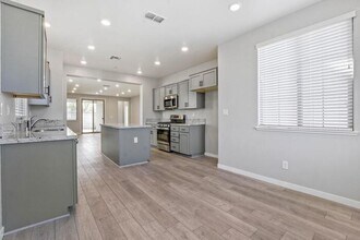 5641 Cobbler Ln in Linda, CA - Building Photo - Building Photo