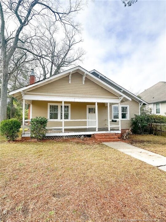 224 Fountainhead Ln in Fayetteville, NC - Foto de edificio