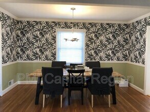 10305 Ridgemoor Dr in Silver Spring, MD - Building Photo - Building Photo