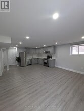 42 Stilton Ave in Vaughan, ON - Building Photo - Building Photo