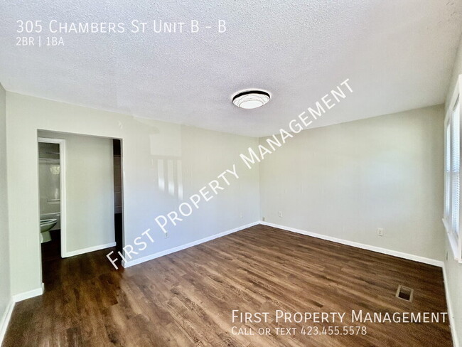 305 Chambers St in Rossville, GA - Foto de edificio - Building Photo