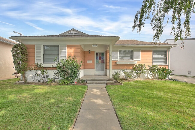property at 10860 Oregon Ave