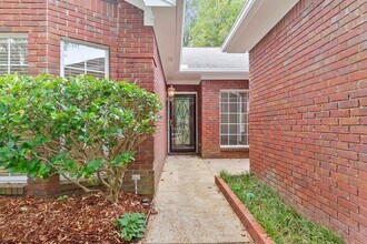 2125 Fox Ridge Rd in Tuscaloosa, AL - Building Photo - Building Photo