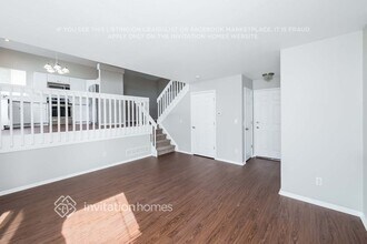 5171 S Nepal Way in Centennial, CO - Foto de edificio - Building Photo