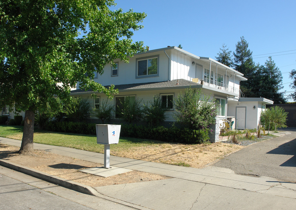 5137 Lapa Dr in San Jose, CA - Building Photo