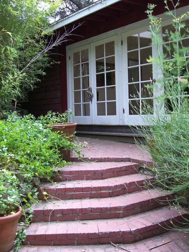 1262 N Topanga Canyon Blvd Rentals in Topanga, CA